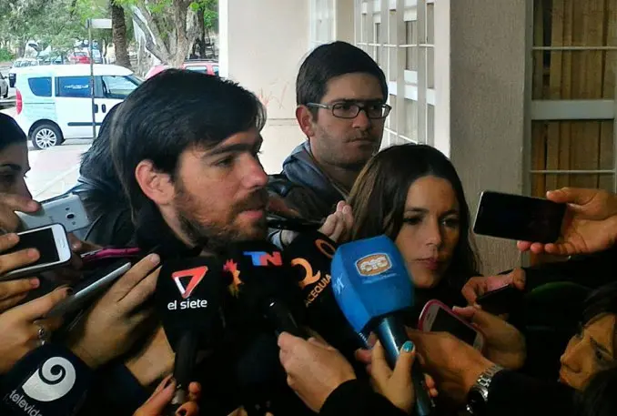 Del Caño rechazó la invitación de Macri