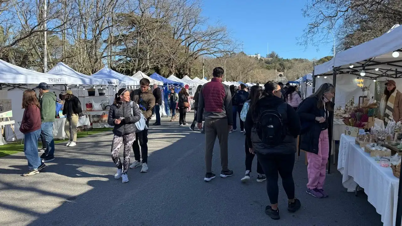 La Feria de la Comunidad Emprendedora llegará a Plaza Moreno del 10 al 12 de octubre.