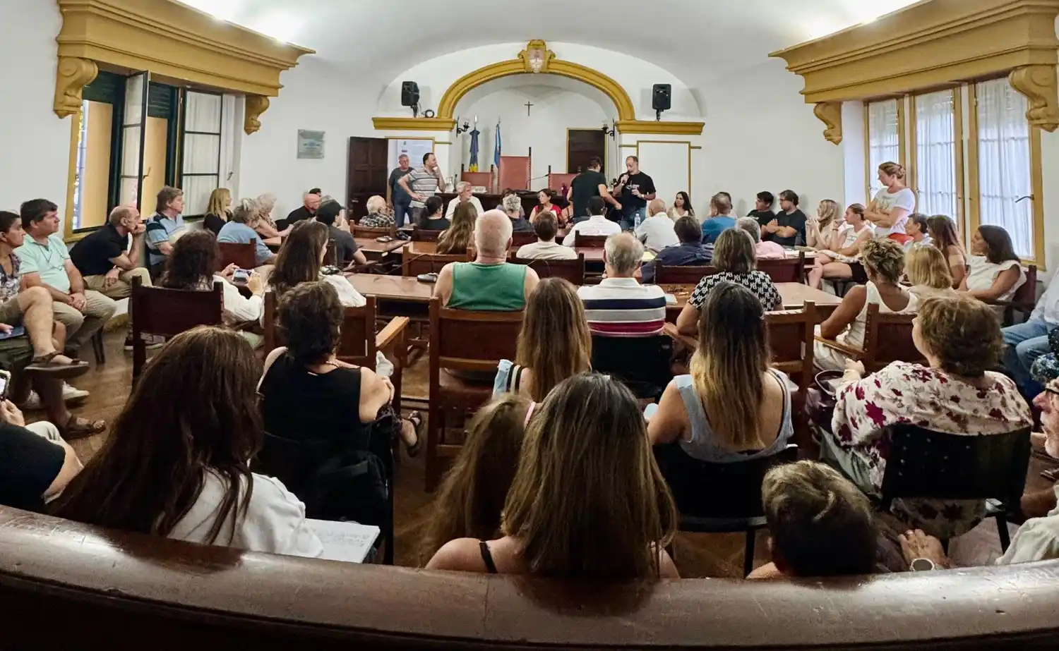 Vecinos de Chascomús proponen medidas para mejorar la seguridad y el tratamiento de adicciones