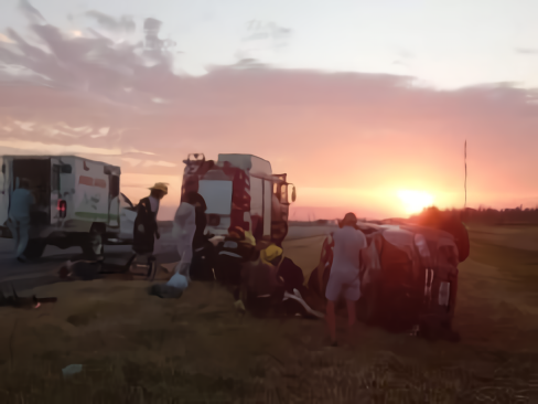 Accidente en Ruta 9: cinco heridos trasladados al Hospital todos oriundos de Rosario, iban de vacaciones