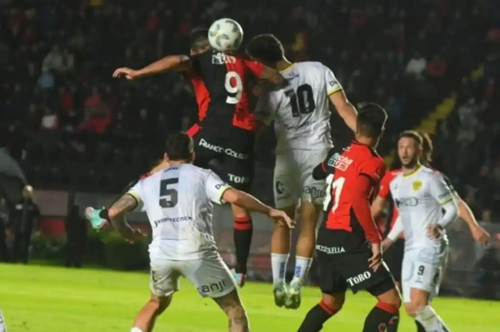 Colón empató 1-1 ante Atlanta