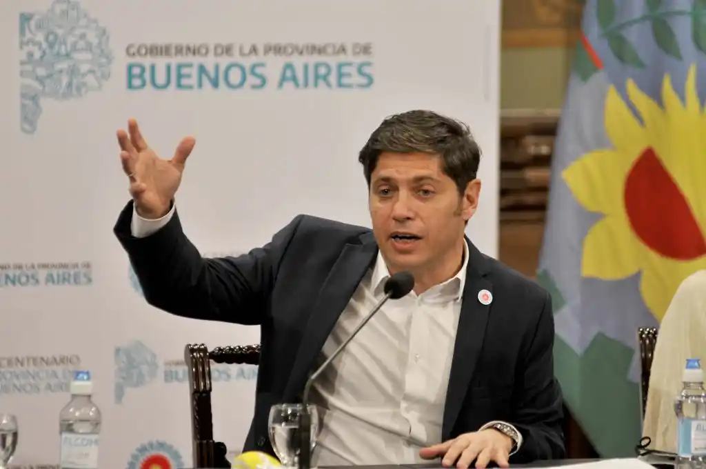 "Hacer aperturas precoces puede traer más daño que soluciones", dijo Kicillof