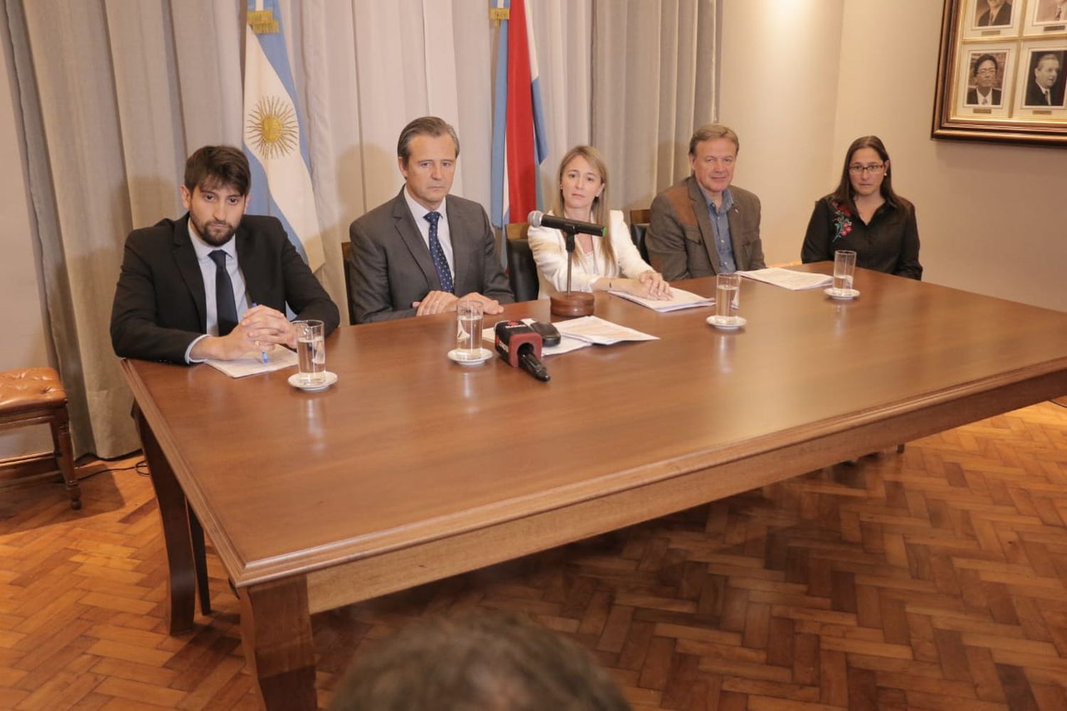 Denunciaron penalmente a Varisco para que «cesen los actos administrativos» que comprometen las finanzas municipales