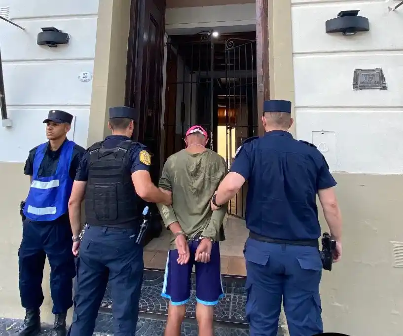 Robo a mano armada en Victoria: detienen a un joven de 18 años con antecedentes judiciales