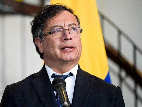 Petro anunció que Colombia dejará de comprar armamento a Estados Unidos