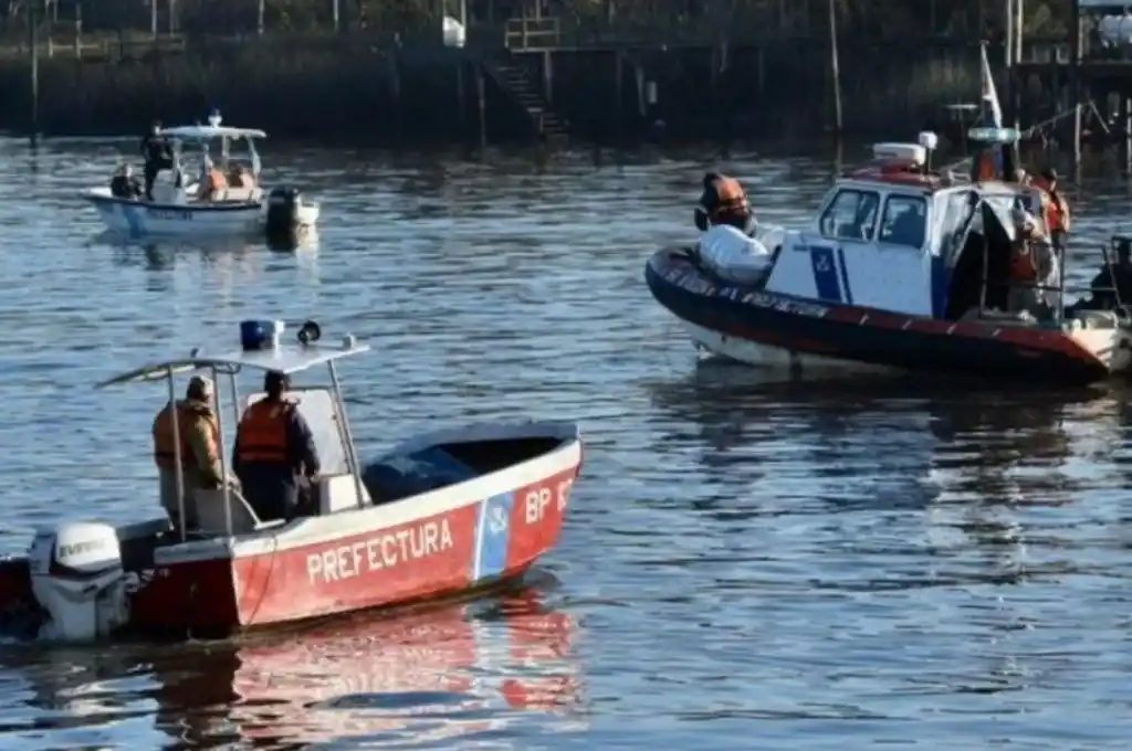 Chocaron dos embarcaciones en el río Lujan y buscan a un joven de 18 años