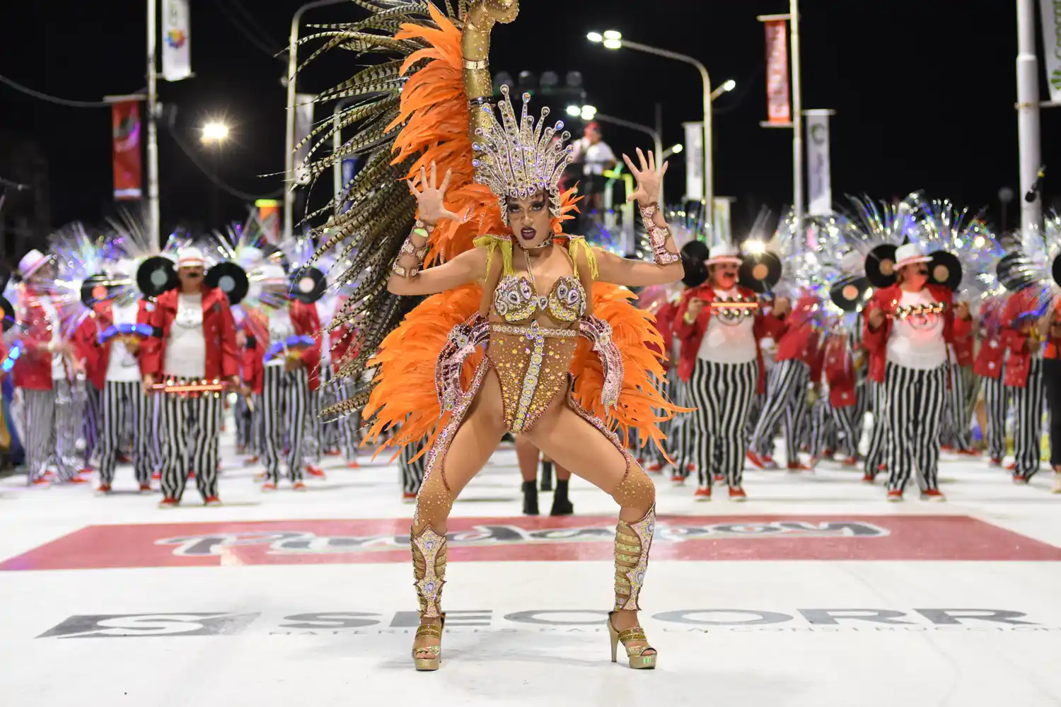 Concordia vibró al ritmo de la segunda noche de Carnaval