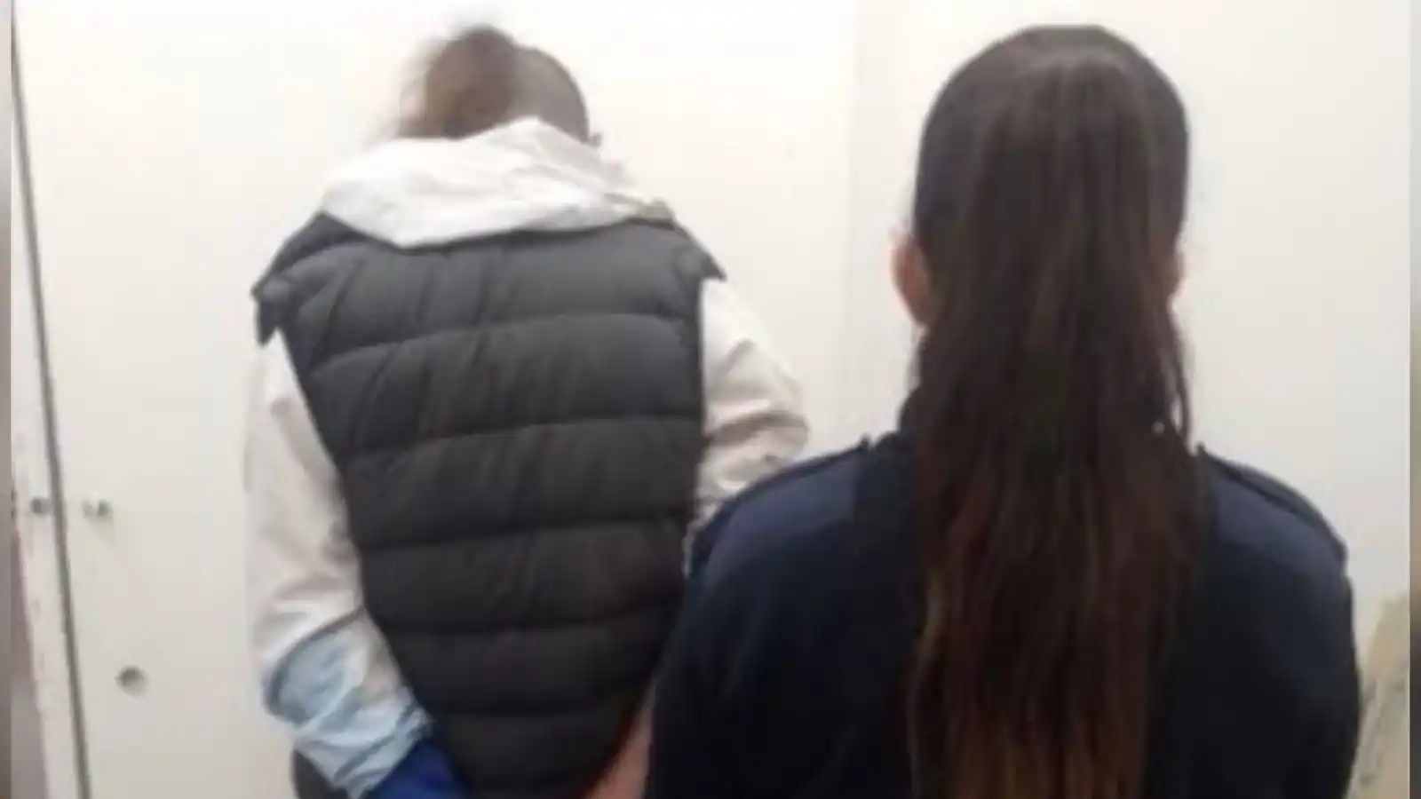 Tres personas fueron aprehendidas en distintos operativos policiales en la madrugada en Tandil.