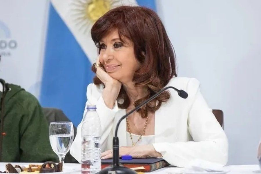 Cristina Kirchner consideró como "inaceptable" el nuevo aumento que el Gobierno concedió a las prepagas