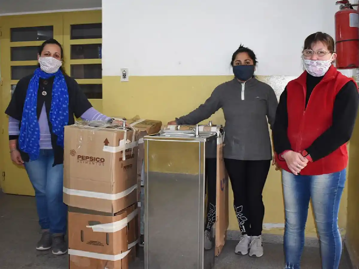 Devoto: los chicos no van al colegio pero los padres del Ipet  89 mantienen el compromiso