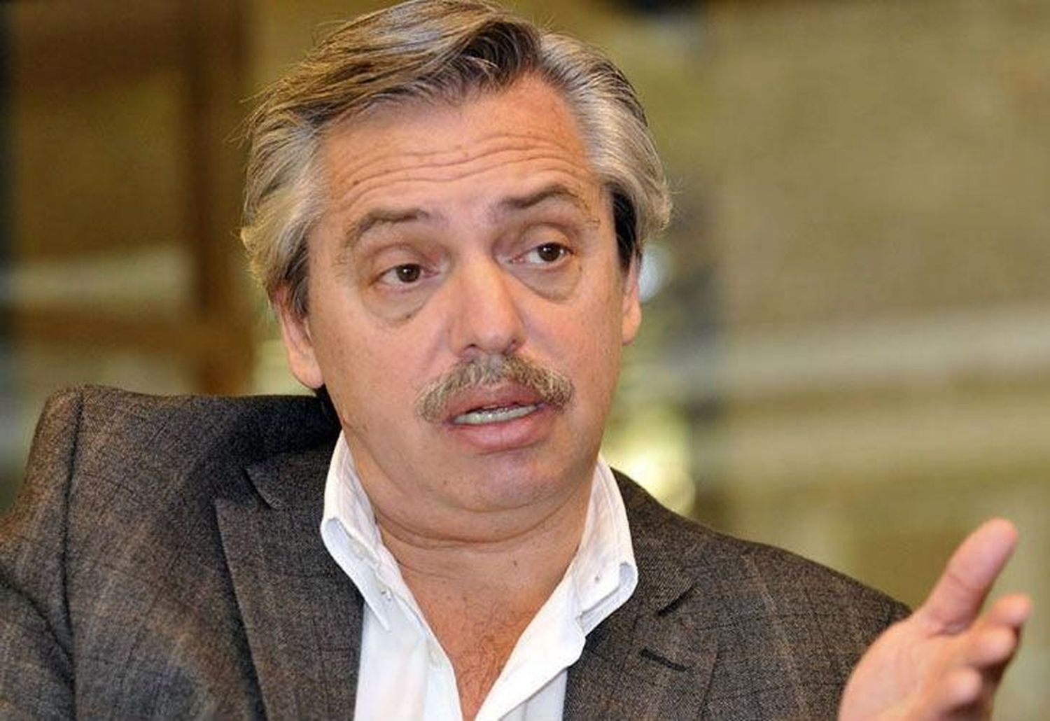 Alberto Fernández: "La diferencia de Argentina con Uruguay, Chile y Brasil es que ellos no tienen a Macri"