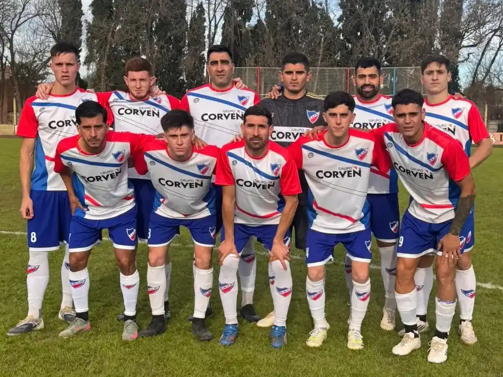 El Tricolor goleó a Sarmiento y sumó tres puntos claves para empezar a escapara la zona baja. Foto: Morena Aranda