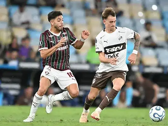 Platense sufrió dos goles en la primera etapa.