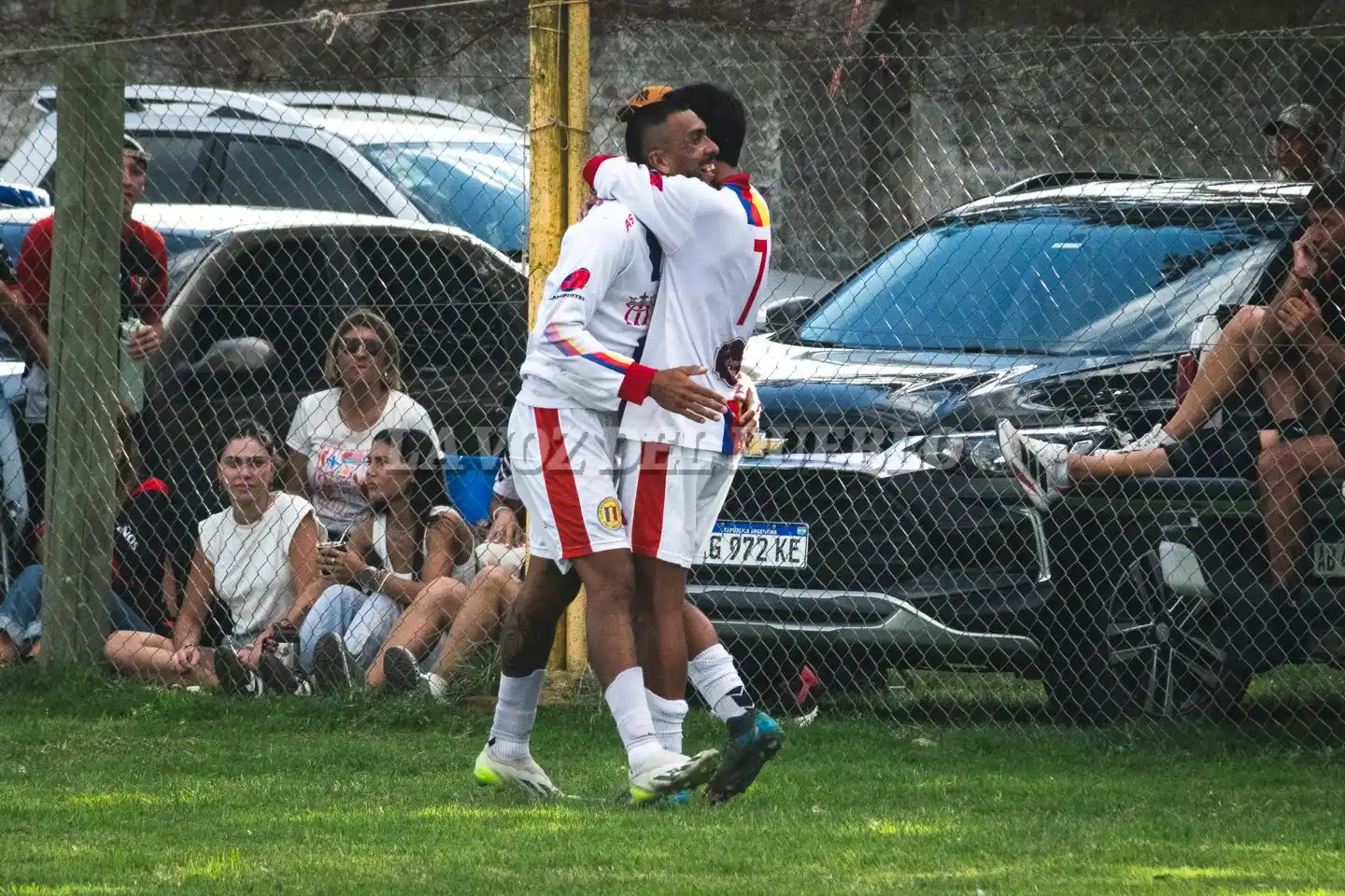 Colegiales buscará una victoria para sumarse a la cima con Villa