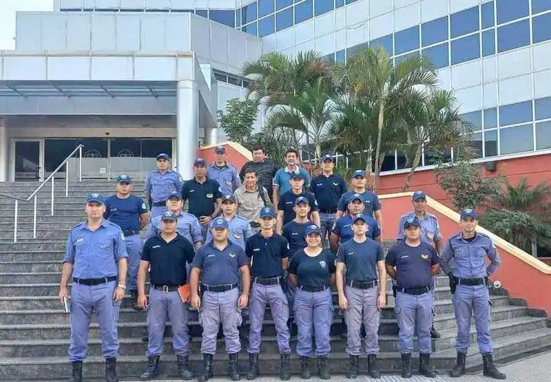 Bomberos capacitados por personal judicial