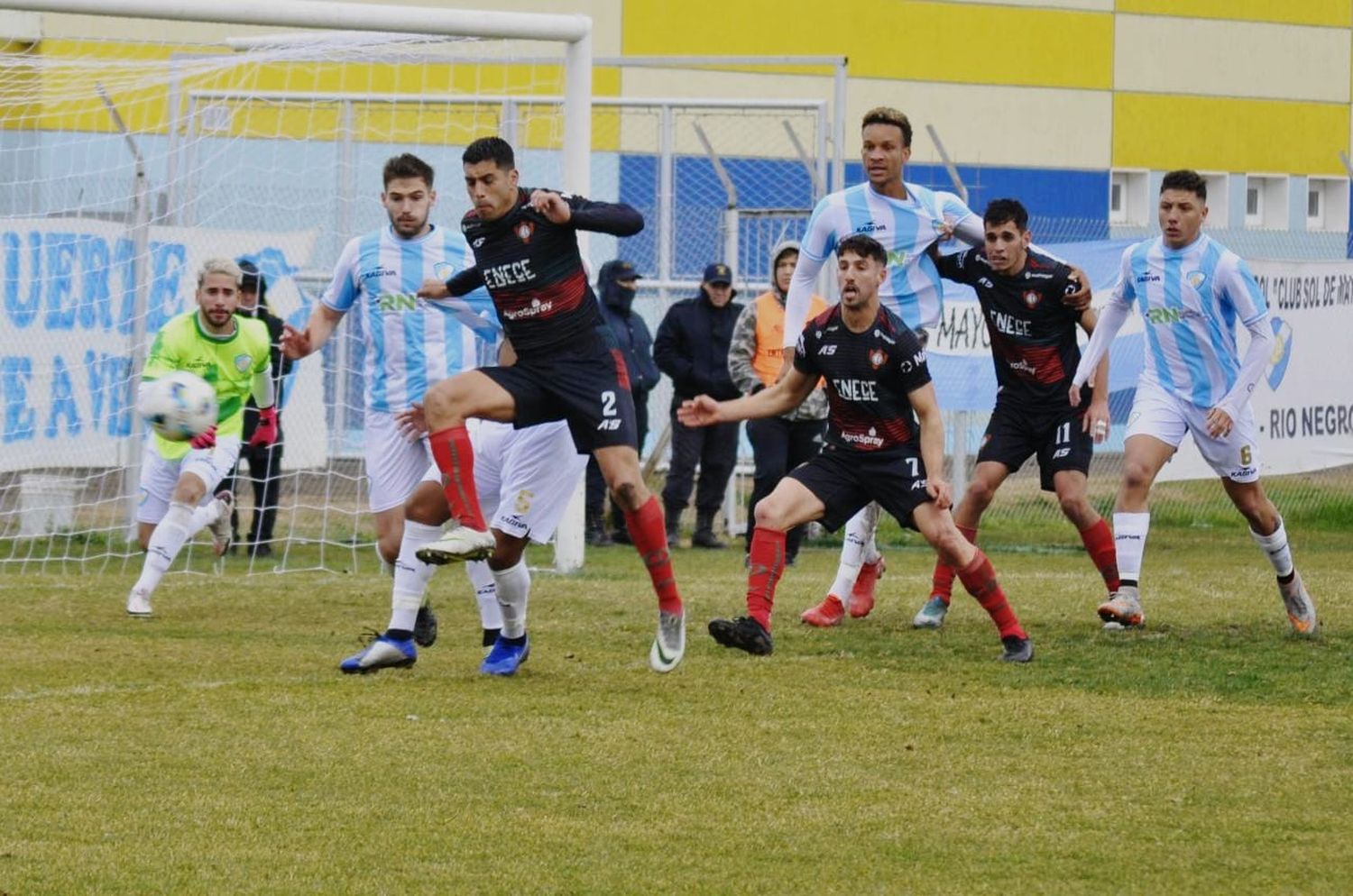 Contra todo, Circulo volvió a caer por el Federal A