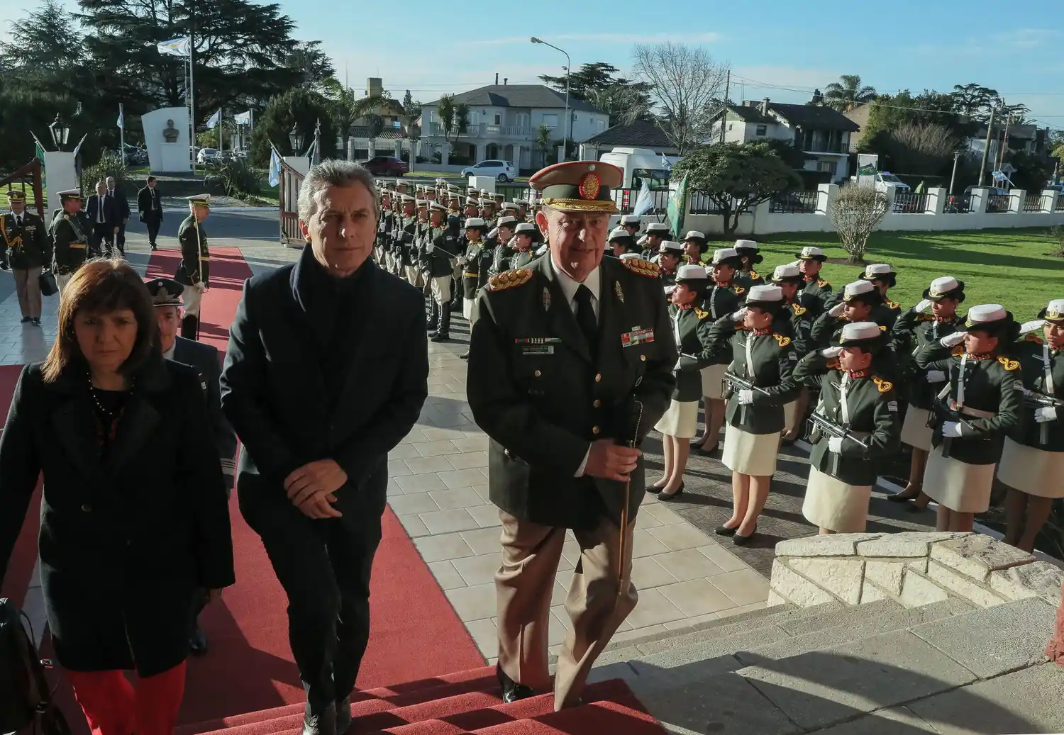 El Gobierno denunció a Macri y exfuncionarios por el envío de armamento a Bolivia