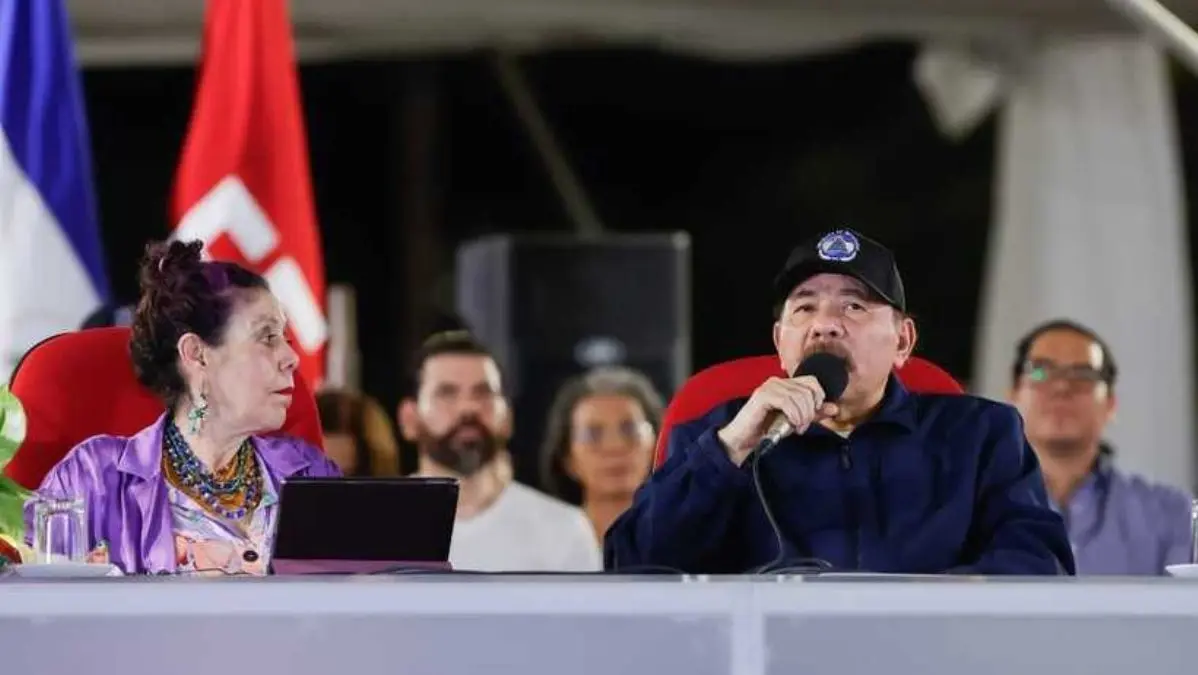 ¡SE LE VOLARON LOS TAPONES! Daniel Ortega acusó a Petro de «basura y traidor» y a Boric de «Pinochetito»