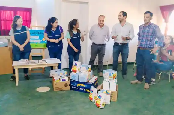 Funcionarios municipales visitaron el jardín materno infantil “Refugio de Camba Paso”