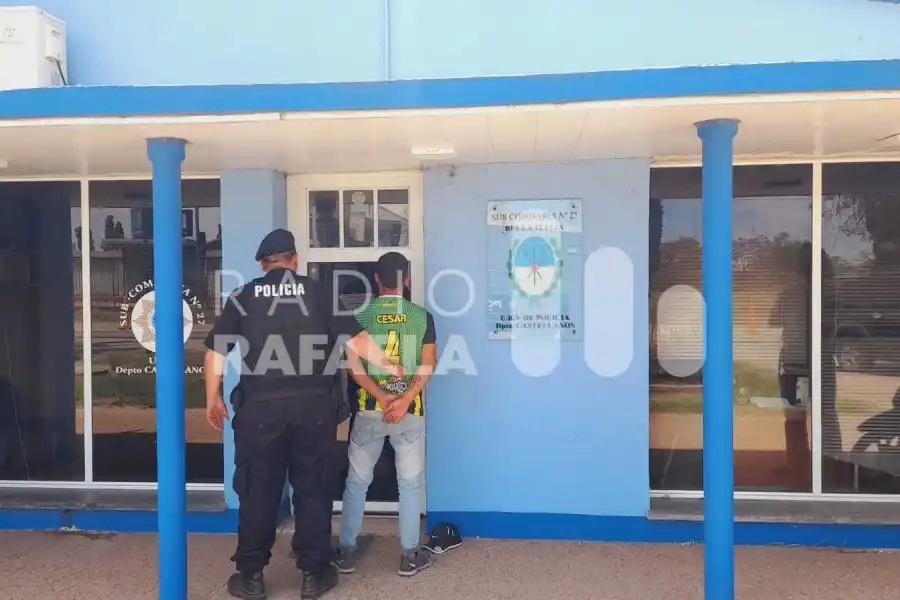 Fue acusado de robar el TV de su ex pareja, pero terminó detenido por otro robo en el pasado