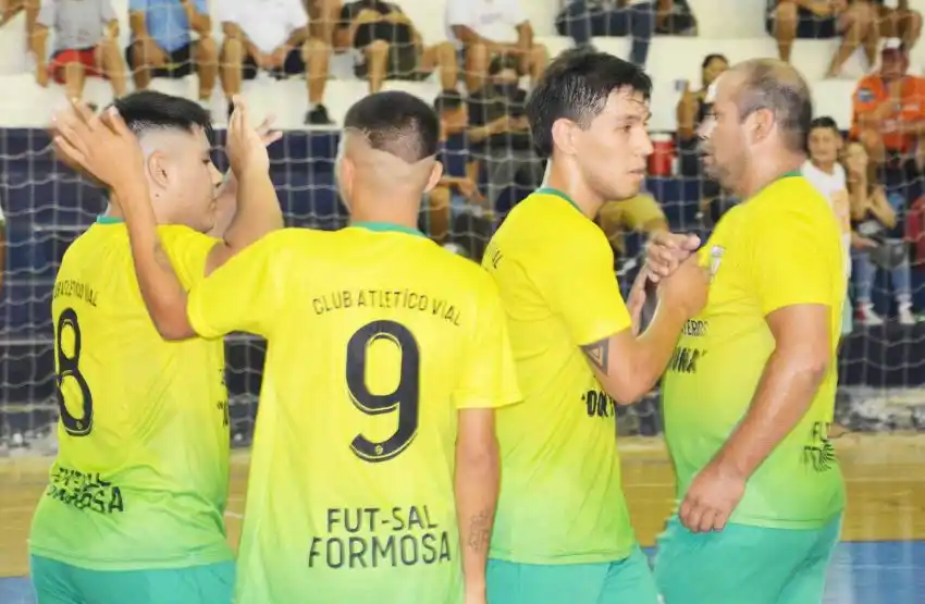 Plomito, Akarazú y Club Vial se adelantaron en cuartos de final