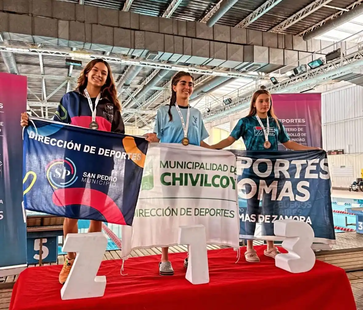 Micaela Viladomat medalla bonaerenses - 1