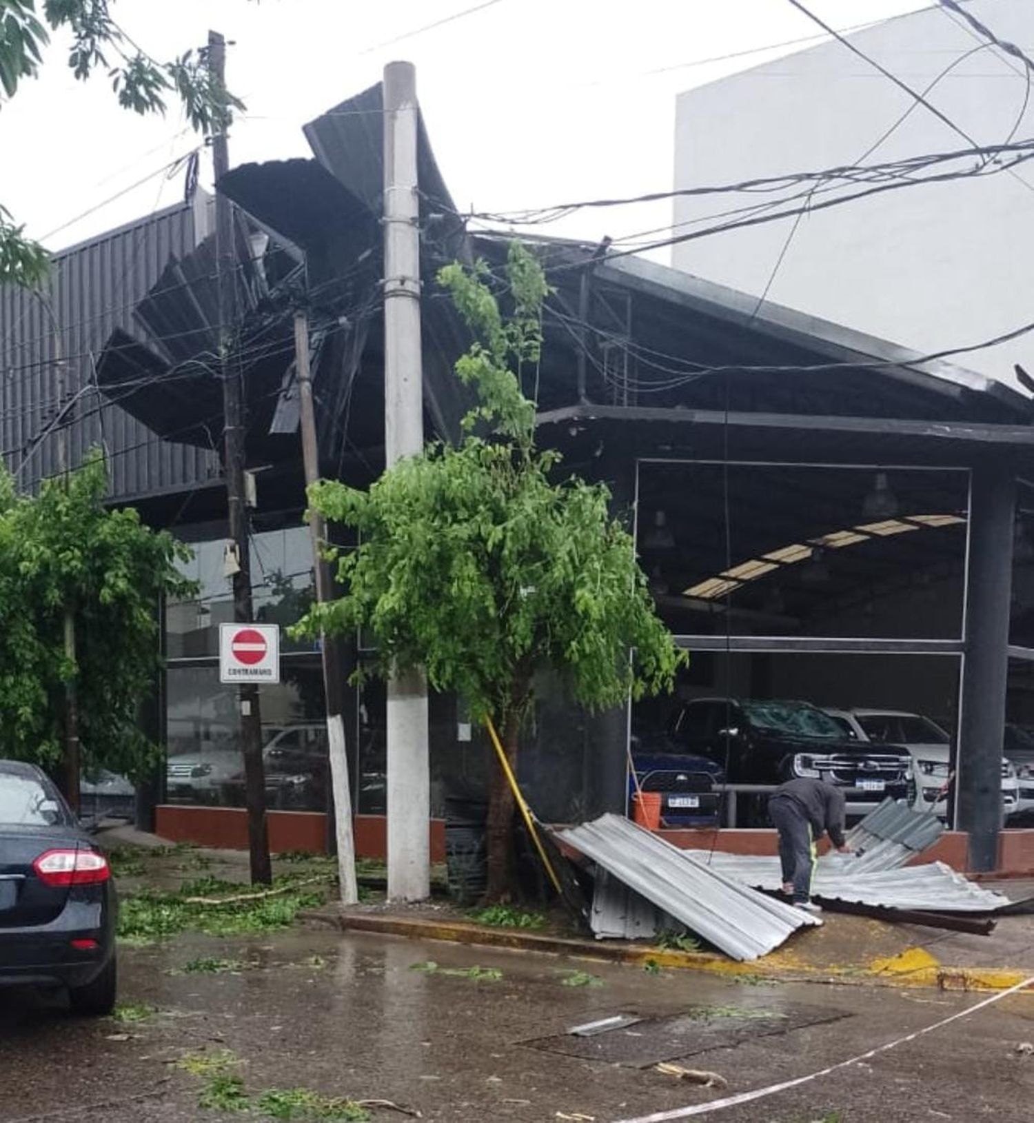 Un fuerte temporal azotó al AMBA y al sur de la Provincia.