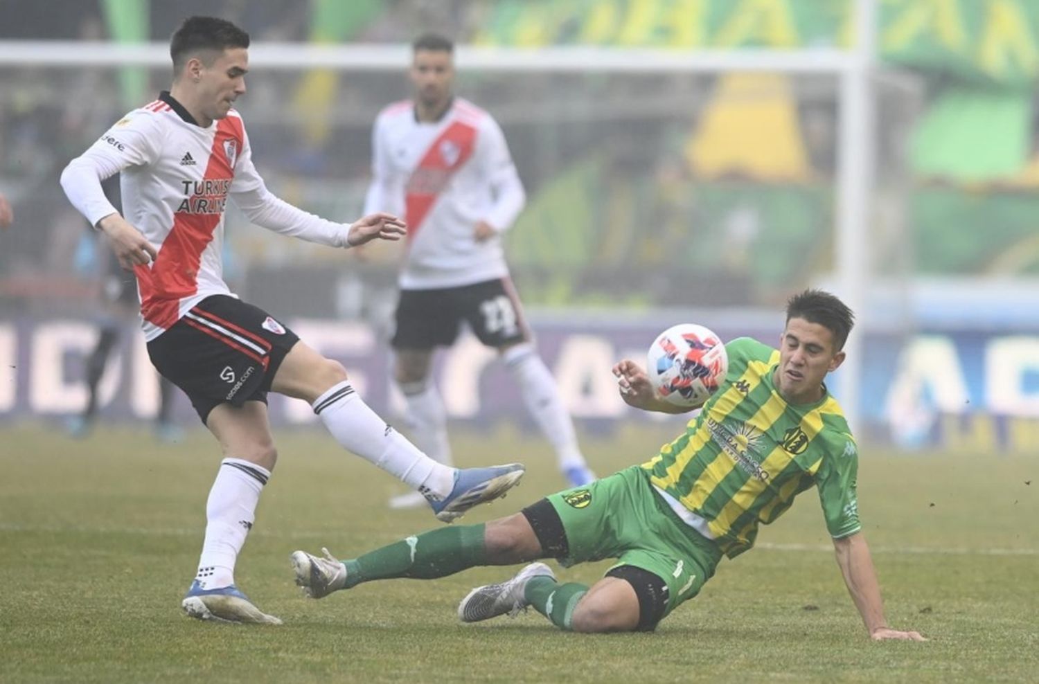 Un vendaval de River en cuatro minutos aplastó a Aldosivi