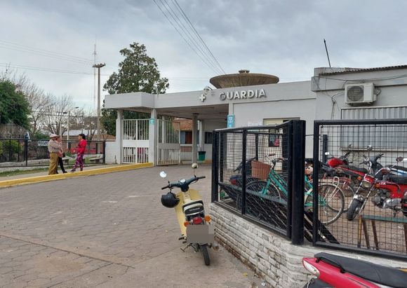 Un herido tras la explosión de un neumático en una estación de servicios