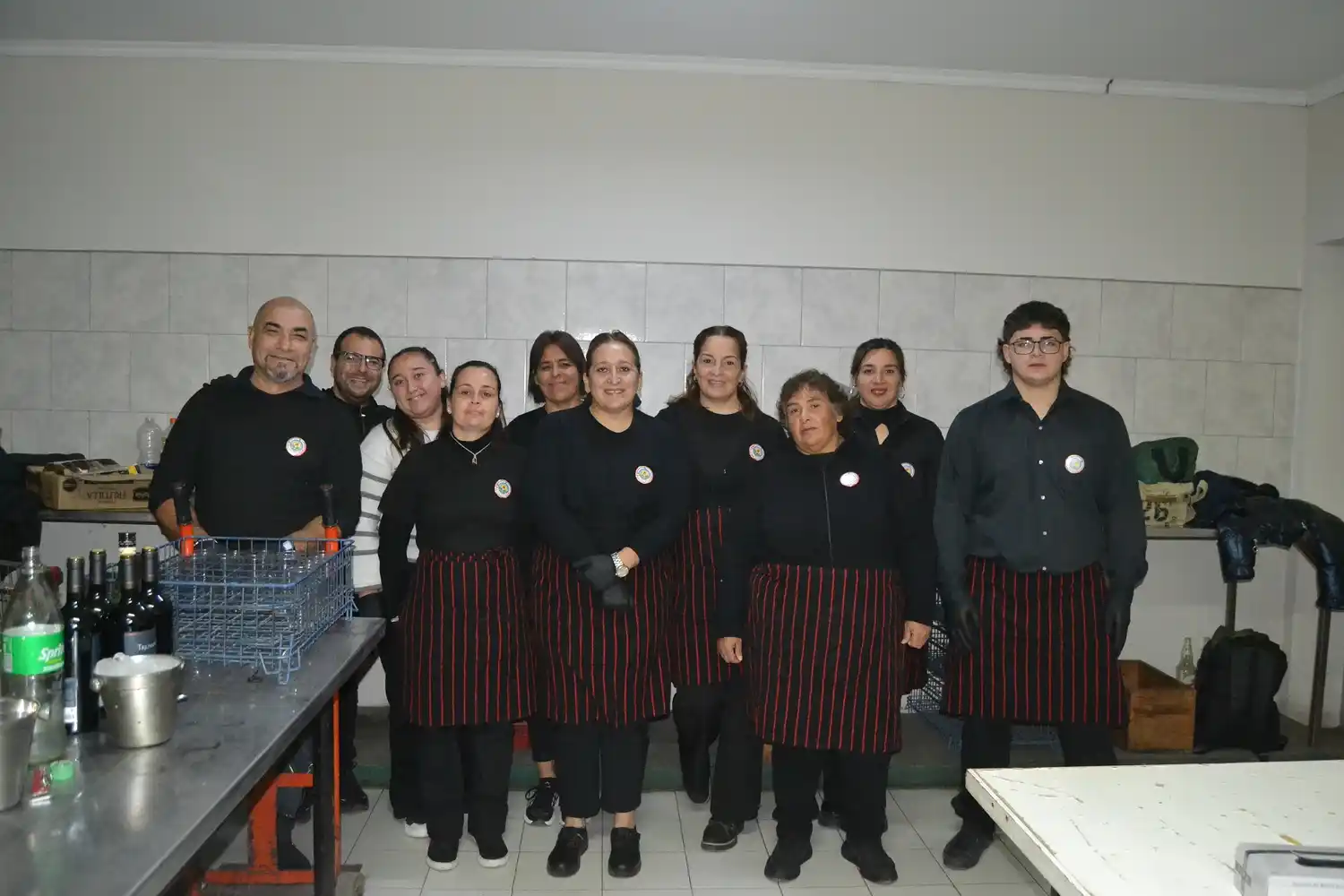 “El salón es nuestra segunda casa”: el trabajo silencioso detrás de cada evento en Bomberos Voluntarios
