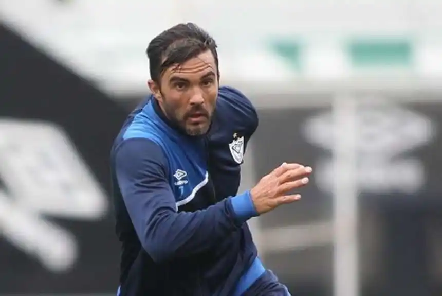 Fabián Cubero será operado y estará dos meses fuera de las canchas