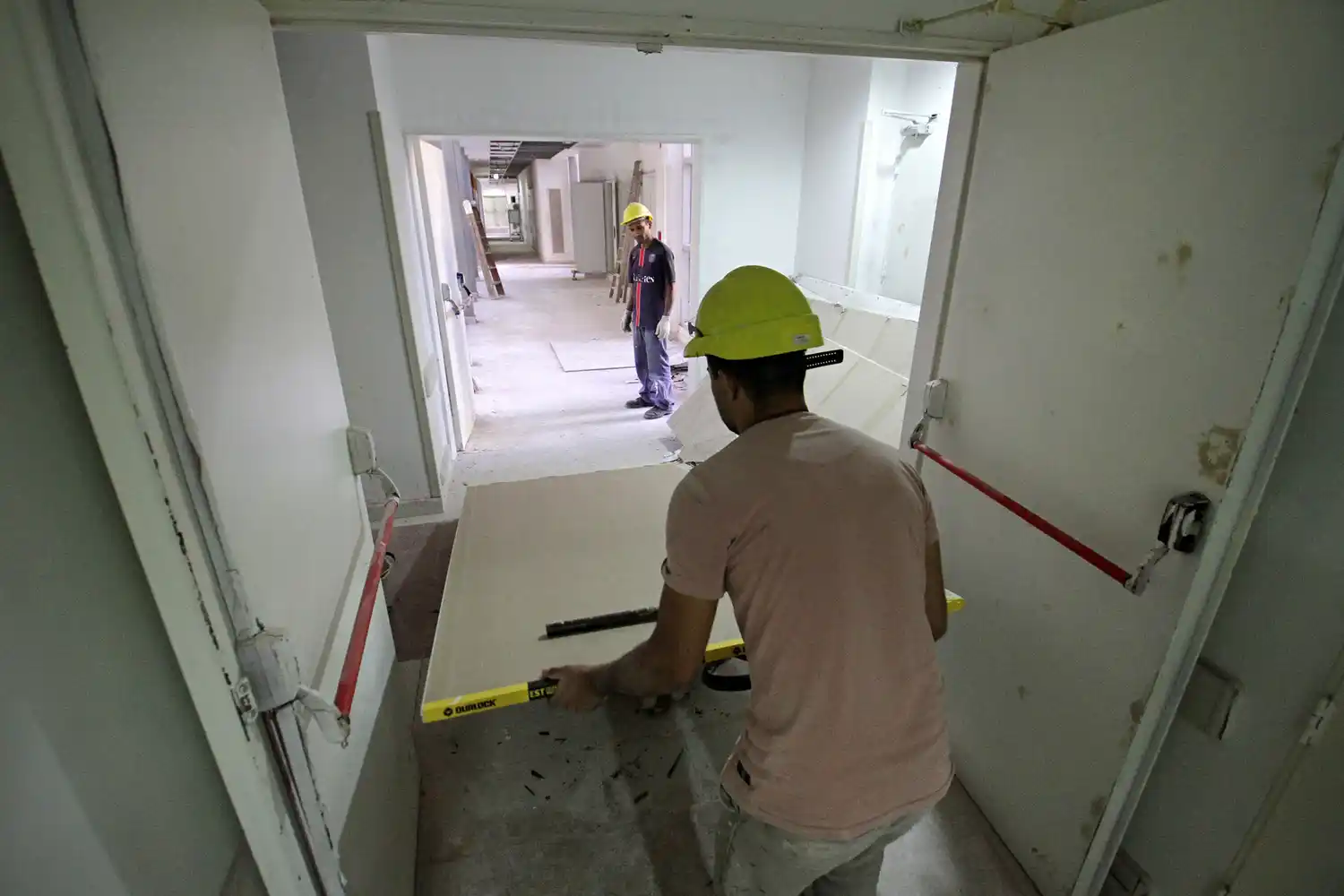 El gobierno provincial culminó mejoras en 14 hospitales públicos