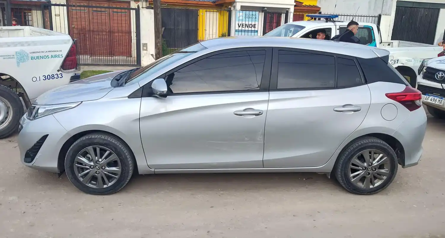 El auto poseía un PEDIDO DE SECUESTRO ACTIVO del 29 de marzo pasado, solicitado por la Comisaría 9na.