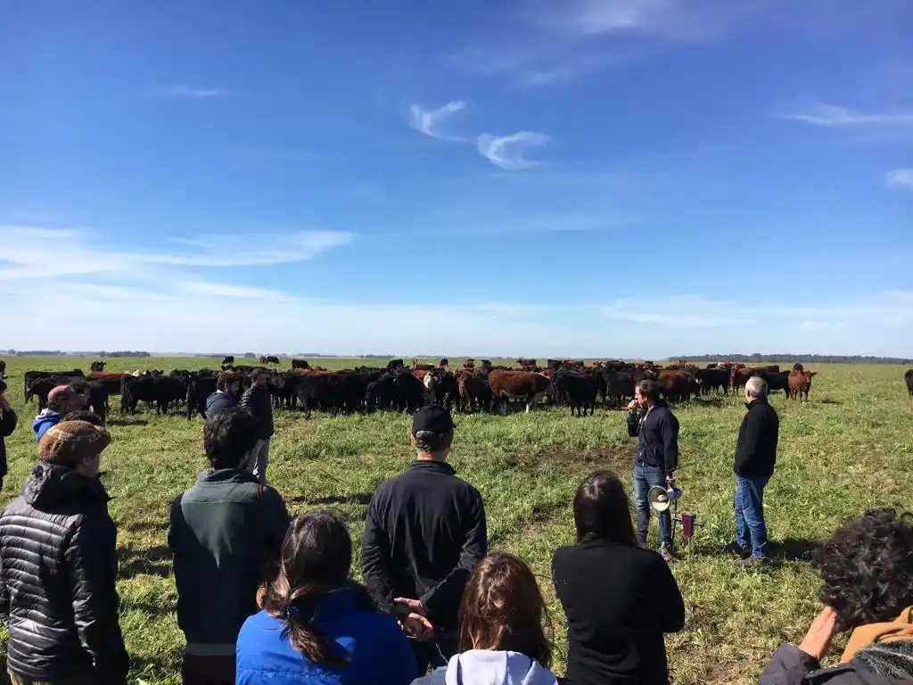 Con buena participación de público se llevó a cabo un nuevo encuentro de agroecología