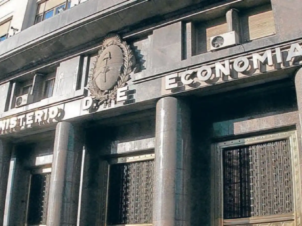 ¿Quiénes son los funcionarios que desembarcan con Massa en Economía, Producción y Agro?