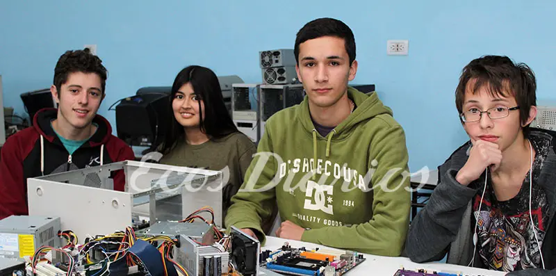 Buenos resultados en olimpíada de tecnología