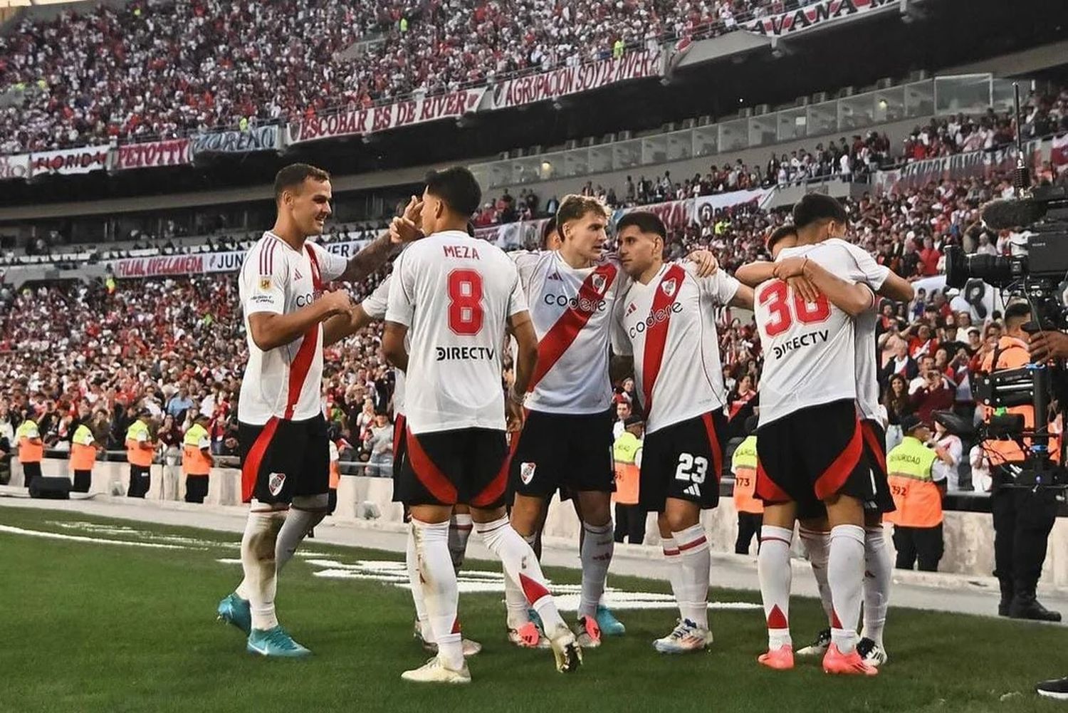 River Plate busca sumar de a tres en el Monumental.