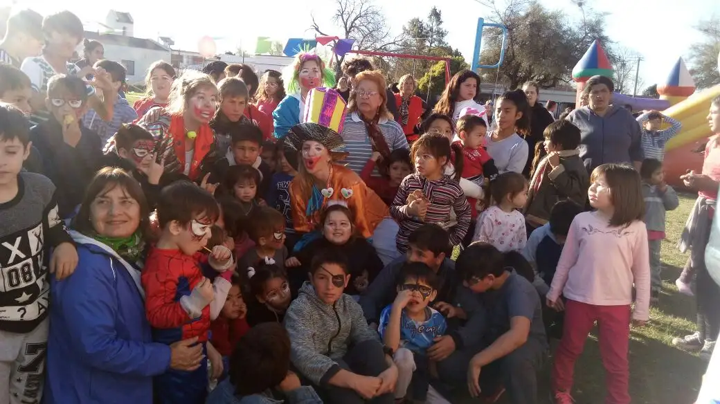 Día del Niño: Merienda de Sonrisas vistió de fiesta la Plaza de los Antepasados  