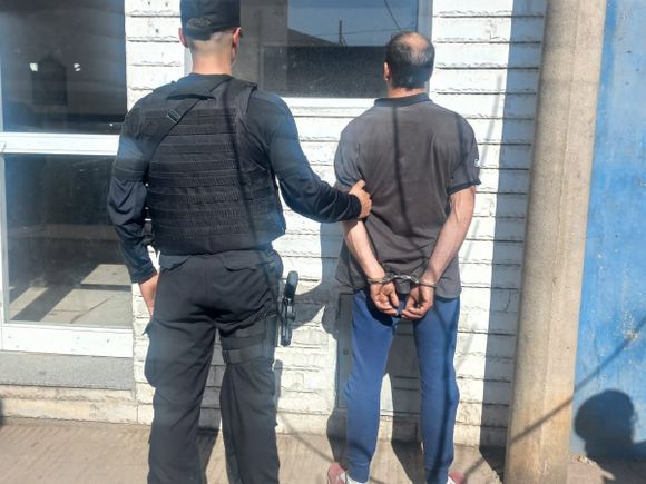 Detuvieron a un hombre que robó múltiples casas de un vecindario en la zona sudoeste