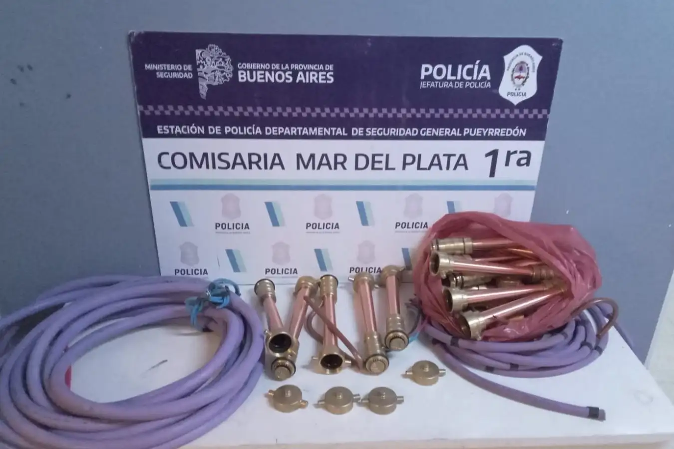 El hecho se inició en Jujuy y San Martín, donde la víctima denunció haber sido asaltada.