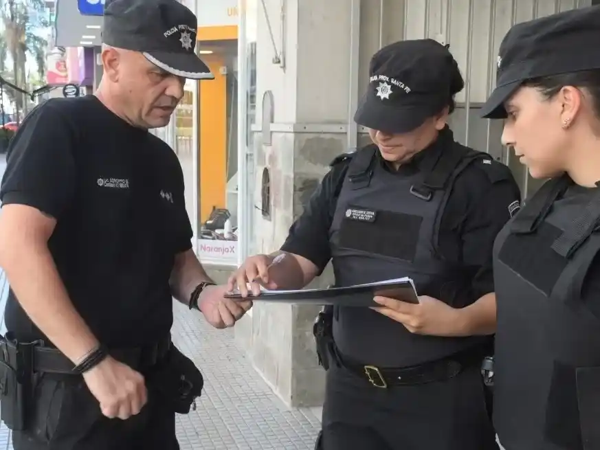 El decreto garantiza que el mencionado incremento porcentual no sea inferior a la suma neta de bolsillo de 75.000 pesos. Crédito: Luis Cetraro