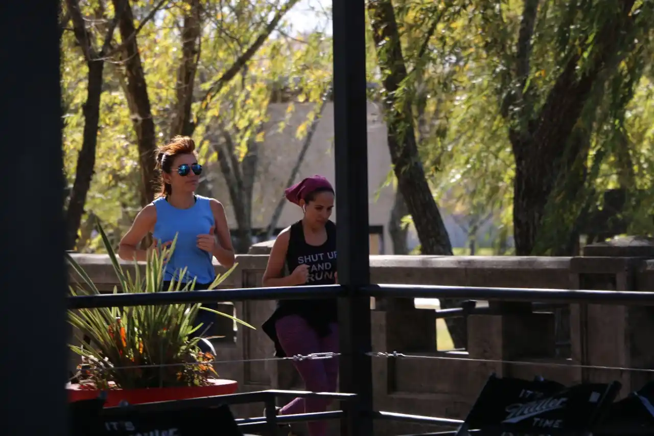 Cuántos pasos hay que caminar por día según la edad para vivir más y mejor