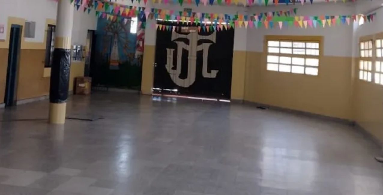 Mar del plata: un estudiante llevó gas pimienta a la escuela y dejó a seis compañeros intoxicados