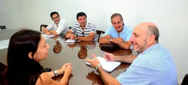 La Secretaria de Ambiente se mostró a favor de “actualizar” la ley de plaguicidas