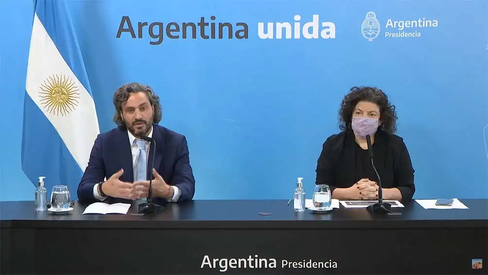 El gobierno adelantó que irán "aumentando los aforos en espacios cerrados y domicilios"