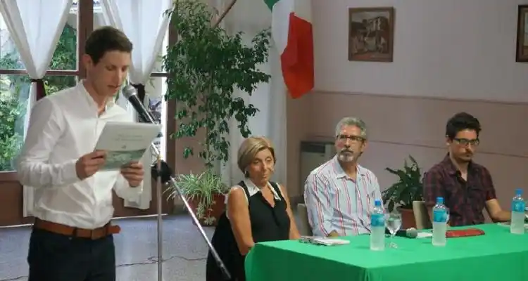 Sagrera presentó a Loli