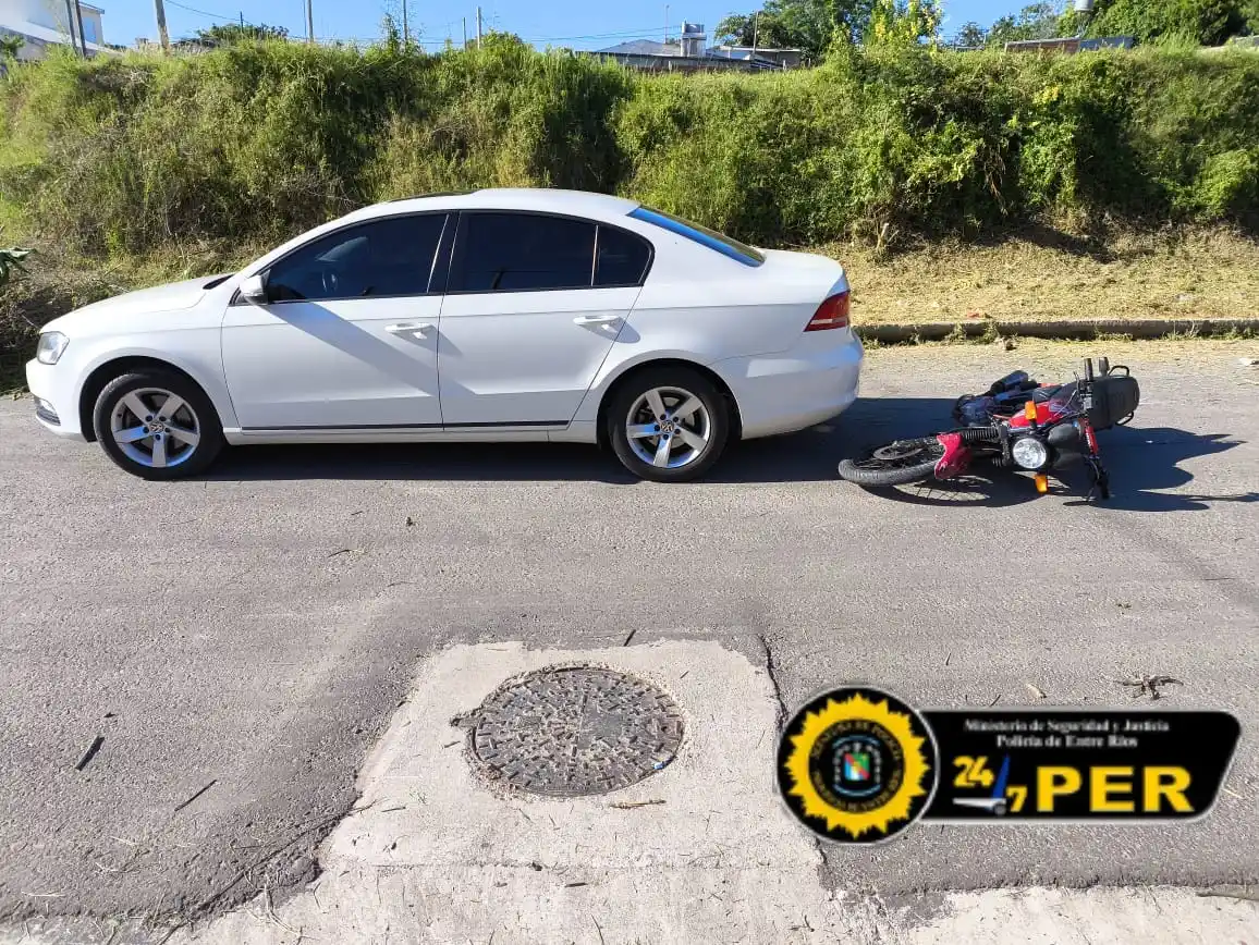Siniestro vial en Diamante: un motociclista trasladado al Hospital “San Martín”