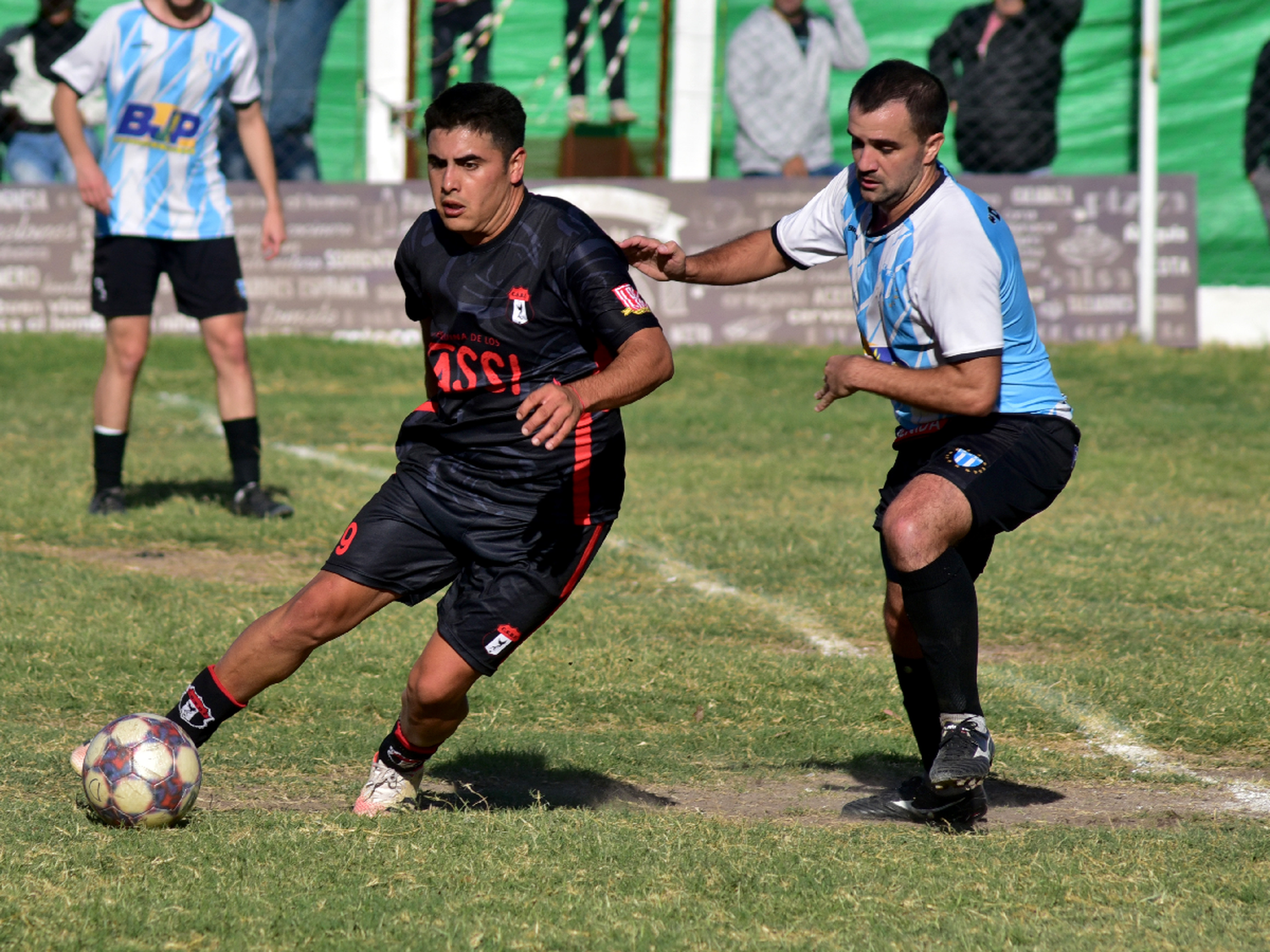 Defensores debutó con derrota