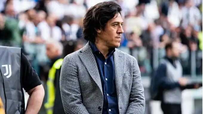 Camoranesi: “Tevez es el jugador más significativo del fútbol argentino”