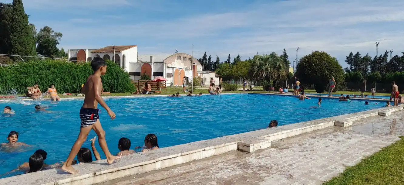 La pileta libre se desarrolla por la tarde.